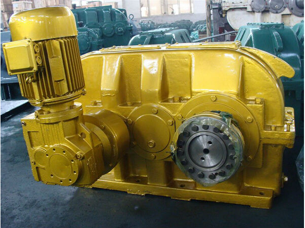  Cylindrical crane gearbox