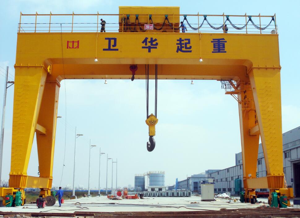 A type double girder gantry crane
